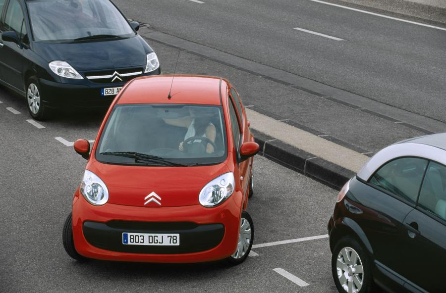  Citroen C1 5-Door 2012 года  (фото 96 из 124)